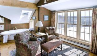 Windham Hill Inn West Townshend Room photo